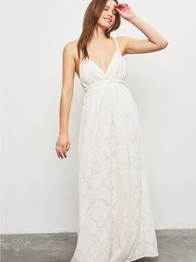 White Lace V-Neck Maxi Dress